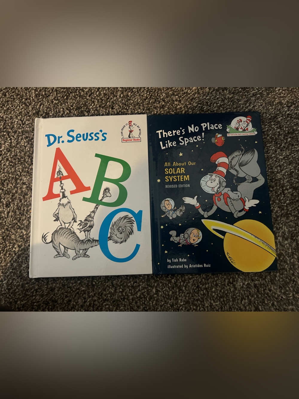Dr. Seuss ABC Book Set - White, Red, Green, Blue, Yellow